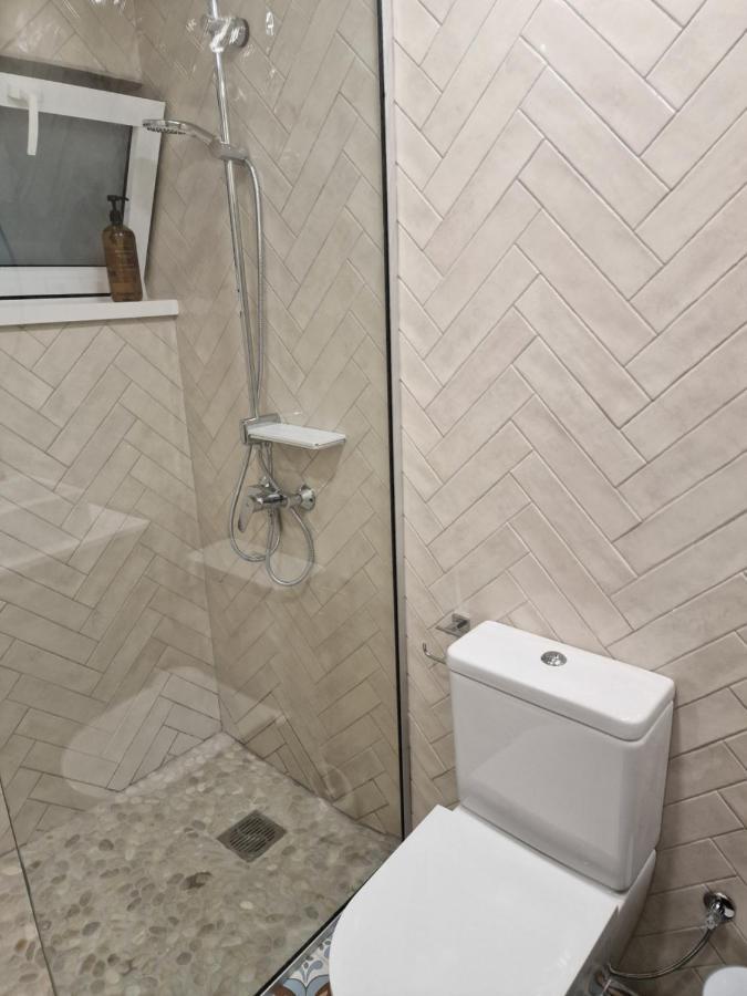 Poseidon'S Limnaria Apartment Paphos Bagian luar foto