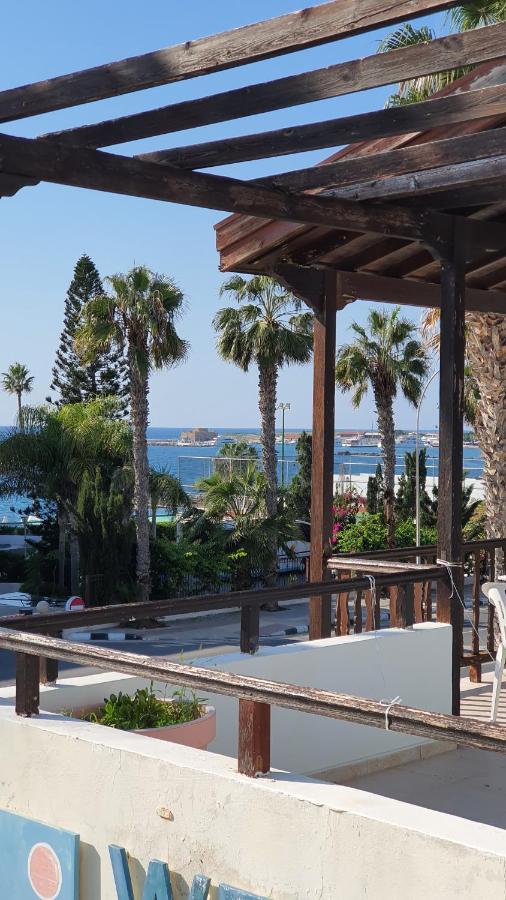 Poseidon'S Limnaria Apartment Paphos Bagian luar foto