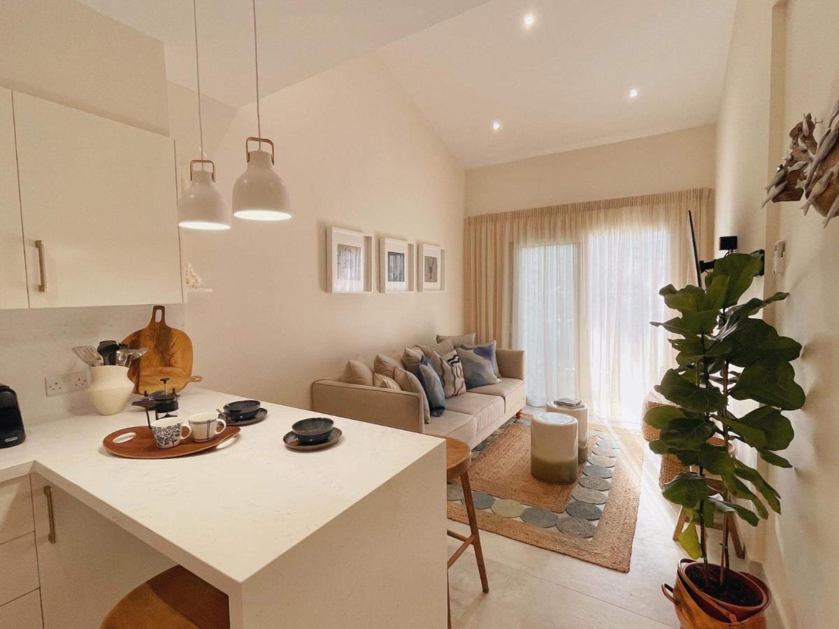 Poseidon'S Limnaria Apartment Paphos Bagian luar foto