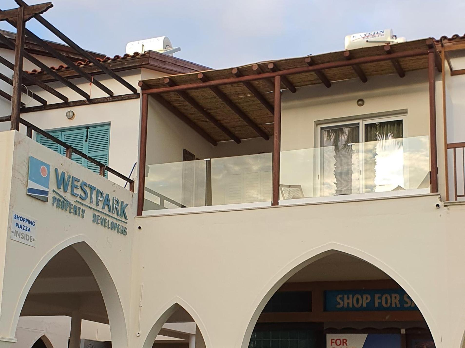 Poseidon'S Limnaria Apartment Paphos Ruang foto